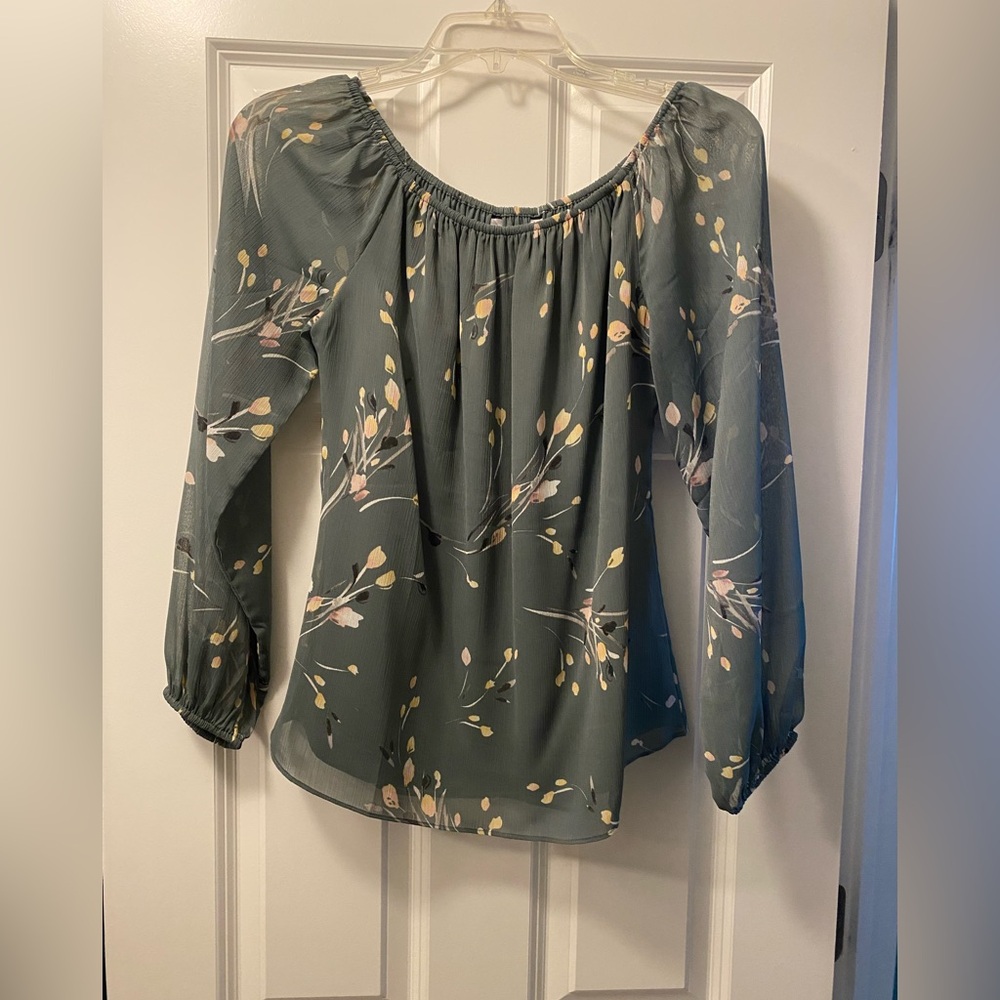 WHBM off the shoulder floral blouse